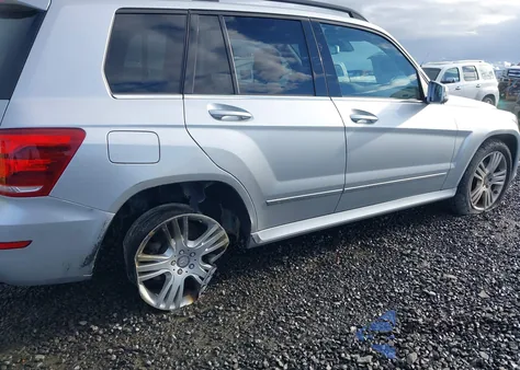 2015 Mercedes-Benz Glk 350 4Matic z USA, uszkodzony, nr VIN WDCGG8JB0FG369928